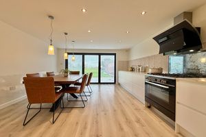 22' Kitchen/Dining Room- click for photo gallery